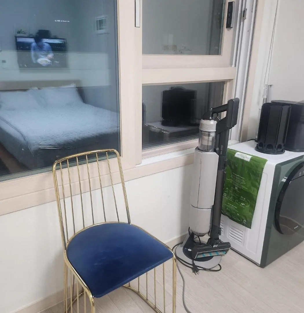 Sinchon View Apartment Seoul 0*,  South Korea